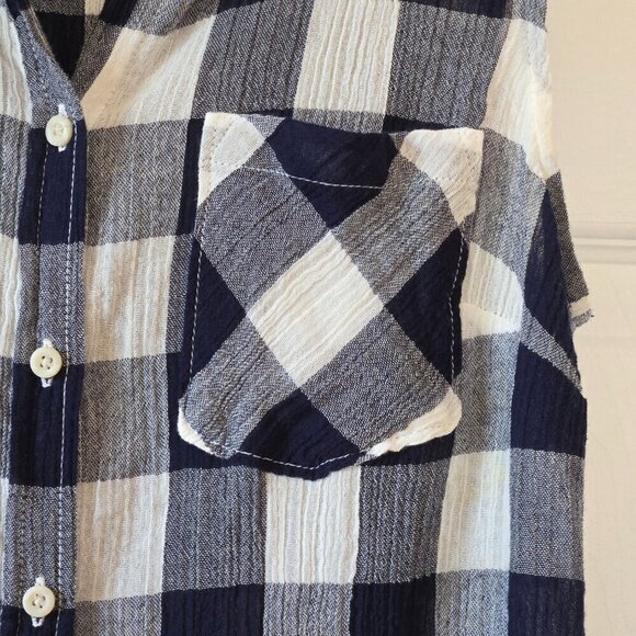 Merona Women Dark Navy and White Plaid Button-Up Sleeveless Collared Top Size S - Picture 5 of 13